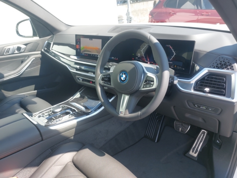 BMW X5 Xdrive50e M Sport  White #6