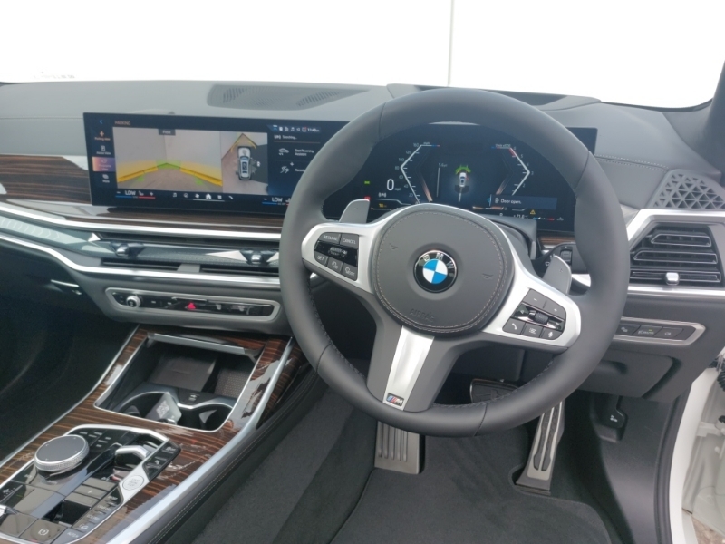 BMW X7 Xdrive40d Mht M Sport Step White #5