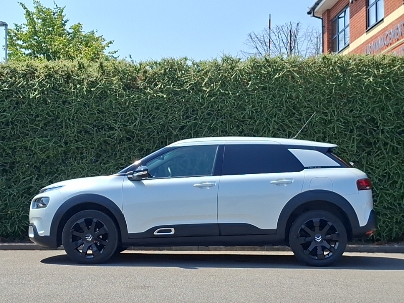Citroen C4 Cactus 1.2 Puretech Flair 6 Speed White #4