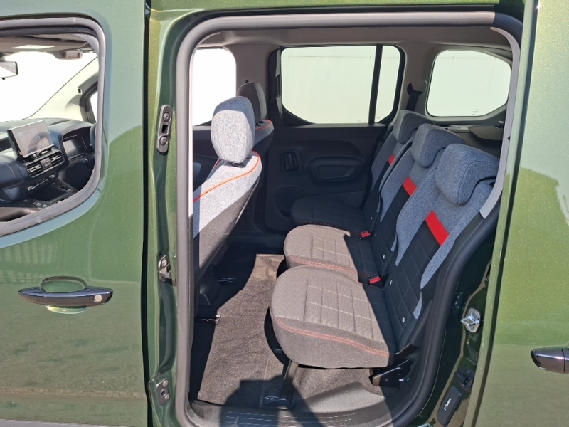 Citroen Berlingo 1.5 D 130 Max M Green #6
