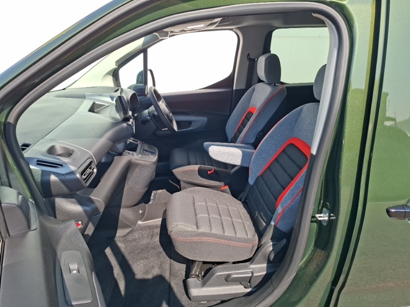 Citroen Berlingo 1.5 D 130 Max M Green #5