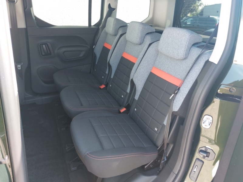 Citroen Berlingo 1.5 D 130 Max M Green #6