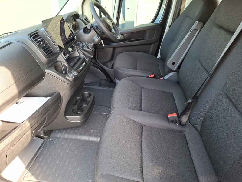 Citroen Relay 2.2 Bluehdi 140 H2 Van Enterprise Grey #5