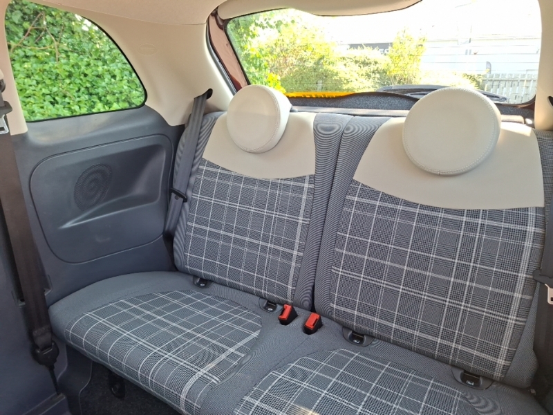 Fiat 500 1.2 Lounge Red #6