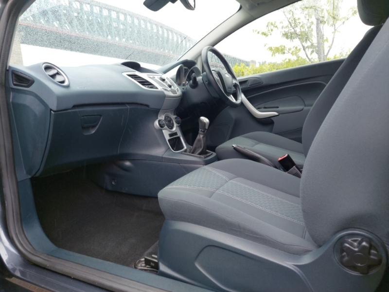 Ford Fiesta 1.4 Titanium Grey #5