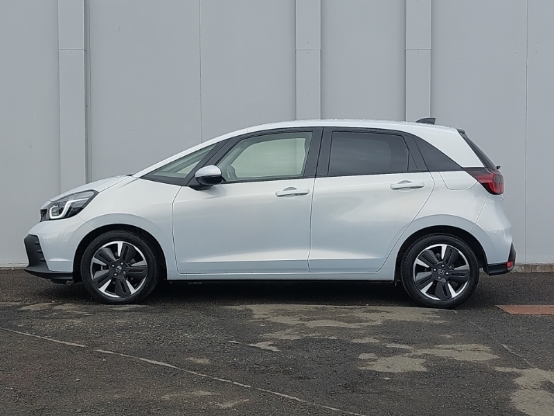 Honda Jazz 1.5 I-mmd Hybrid Advance Ecvt White #4
