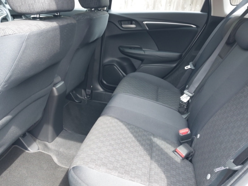 Honda Jazz 1.3 Se Cvt Silver #6