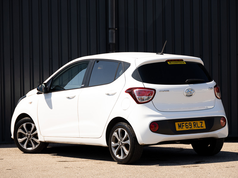 Hyundai I10 1.0 Play MF69RLZ White #2