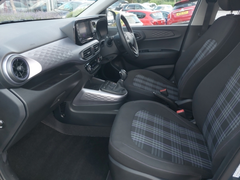 Hyundai I10 1.0 63 Premium Nav Grey #2