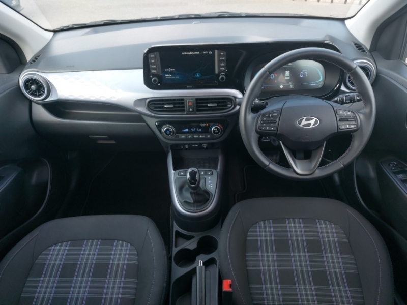 Hyundai I10 1.0 63 Premium Nav Grey #3