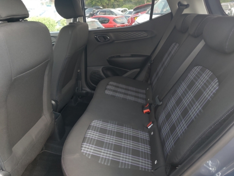 Hyundai I10 1.0 63 Premium Nav Grey #6