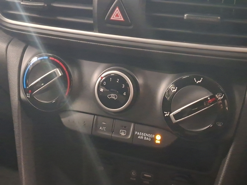 Hyundai Kona 64Kwh Premium Se Suv 7Kw Charge Grey #15