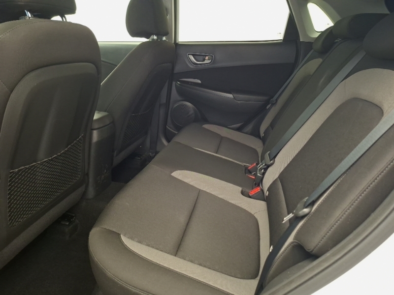 Hyundai Kona 1.0T Gdi Blue Drive Premium EX69UDO White #6