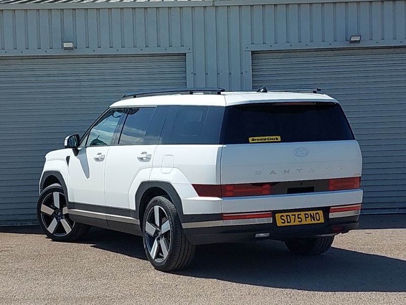 Hyundai Santa Fe 1.6 Tgdi Plug-in Hybrid Ultimate 4Wd White #2