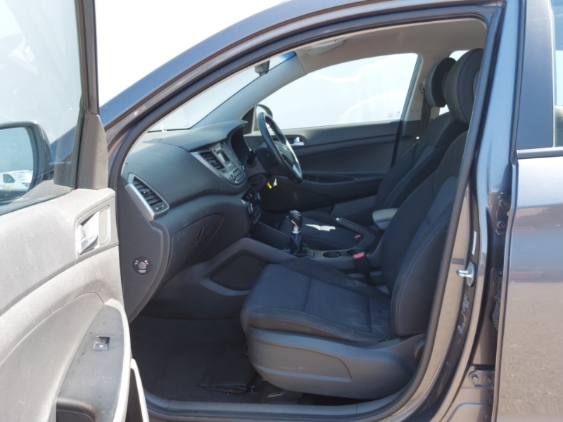 Hyundai Tucson 1.7 Crdi Blue Drive Se 2Wd Grey #5