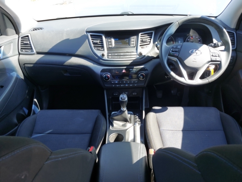 Hyundai Tucson 1.7 Crdi Blue Drive Se 2Wd Grey #3