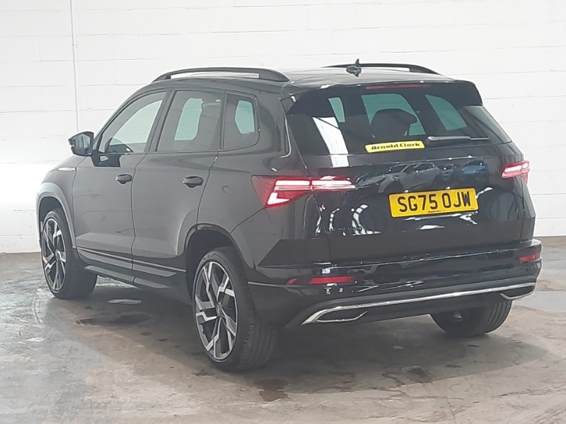 Skoda Karoq 1.5 Tsi Sportline Edition Black #2