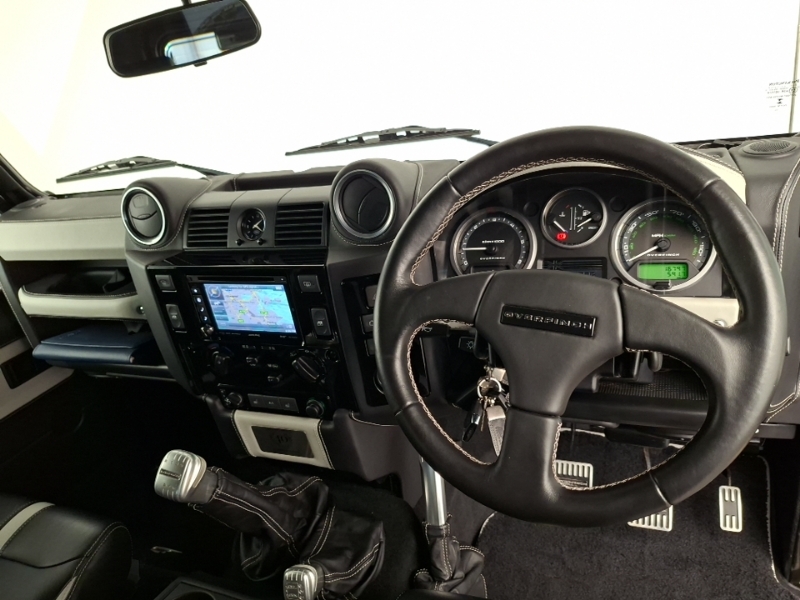 Land Rover Defender Xs Station Wagon Tdci 2.2 Black #5