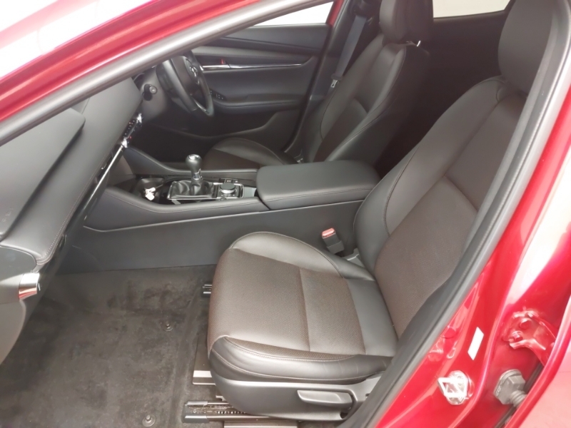 Mazda 3 2.0 E-skyactiv G Mhev Takumi SK23YMY Red #5