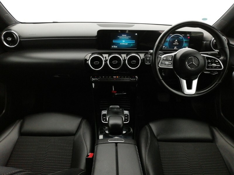 Mercedes-Benz A Class A180d Sport KL68UZS Red #3