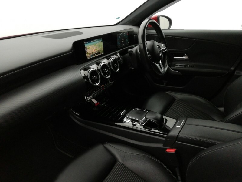 Mercedes-Benz A Class A180d Sport KL68UZS Red #5