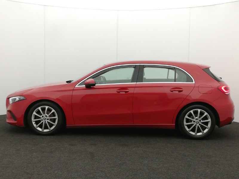Mercedes-Benz A Class A180d Sport KL68UZS Red #4