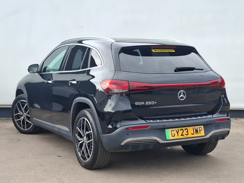 Mercedes-Benz EQA Eqa 250 140Kw Amg Line Premium 70.5Kwh Black #2