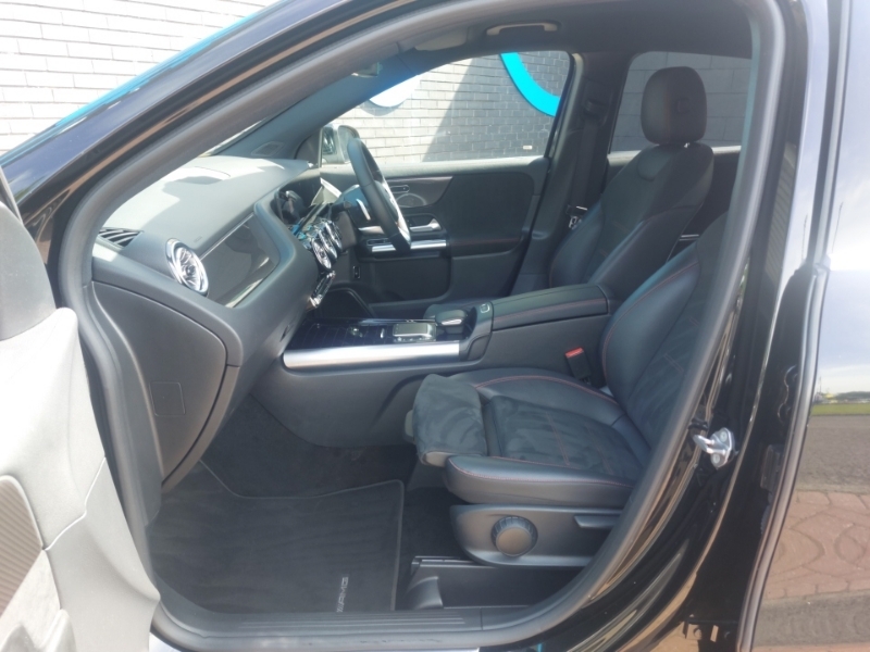 Mercedes-Benz GLA Class Gla 180 Amg Line Premium OY21WRL Black #5