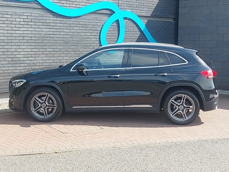 Mercedes-Benz GLA Class Gla 180 Amg Line Premium OY21WRL Black #4