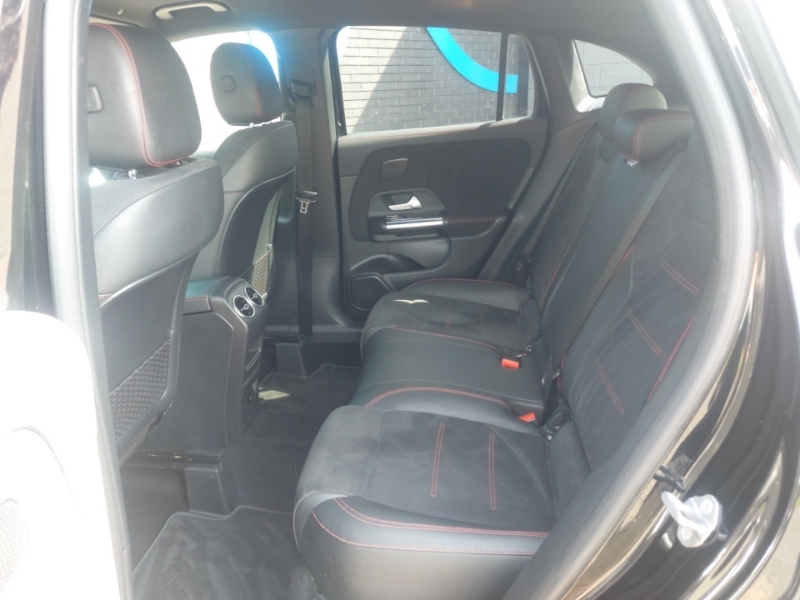 Mercedes-Benz GLA Class Gla 180 Amg Line Premium OY21WRL Black #6
