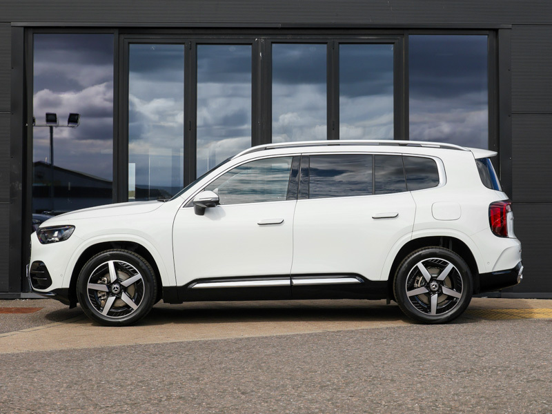 Mercedes-Benz GLB Class Glb 200 Amg Line Executive 8G-tronic White #4