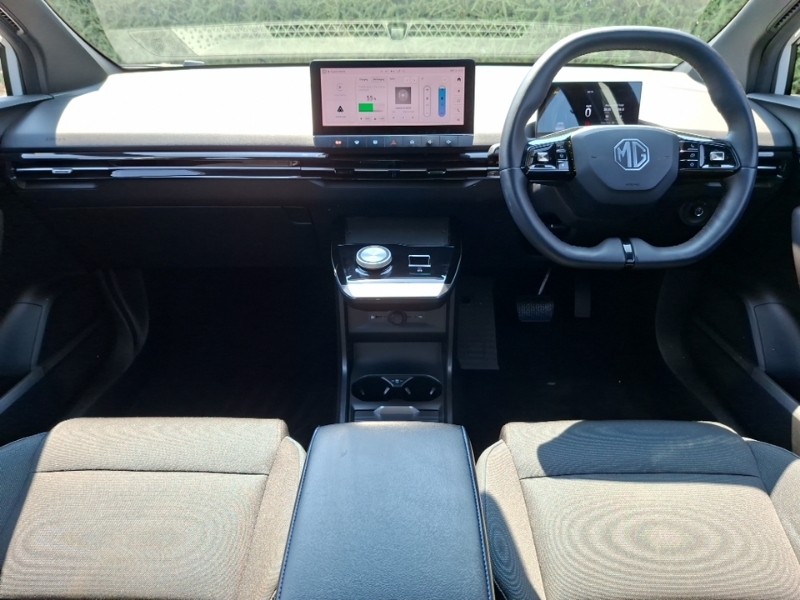 MG MG4 125Kw Se Ev 51Kwh FL23HHJ White #3