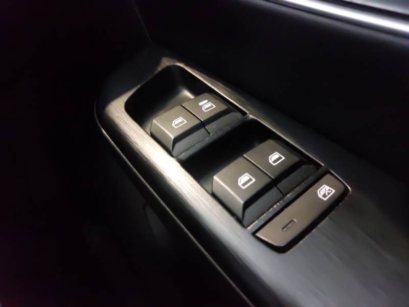 MG ZS 1.5 Hybrid Trophy Suv Hybrid Euro Blue #17