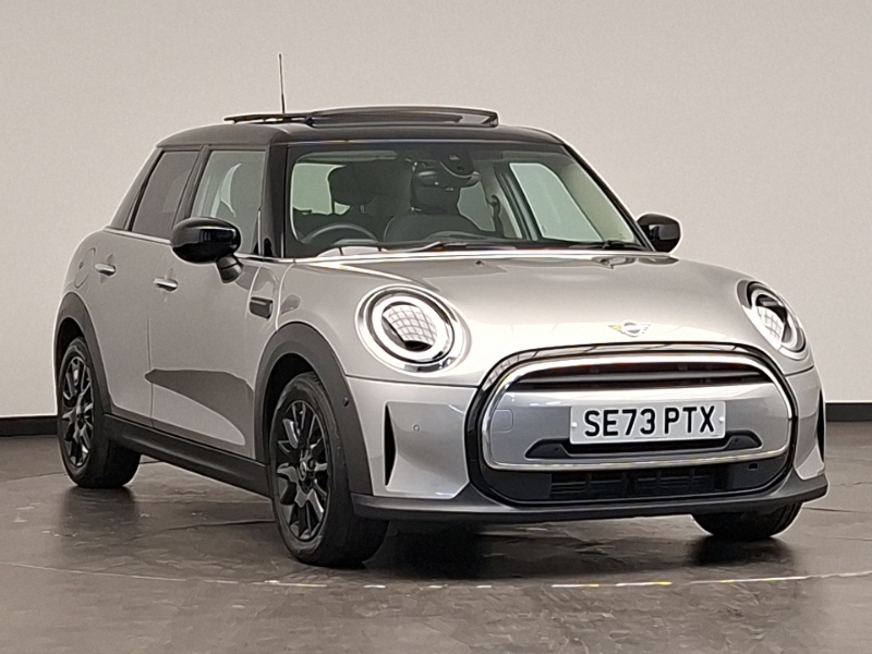 Mini Hatch 1.5 Cooper Classic SE73PTX Silver