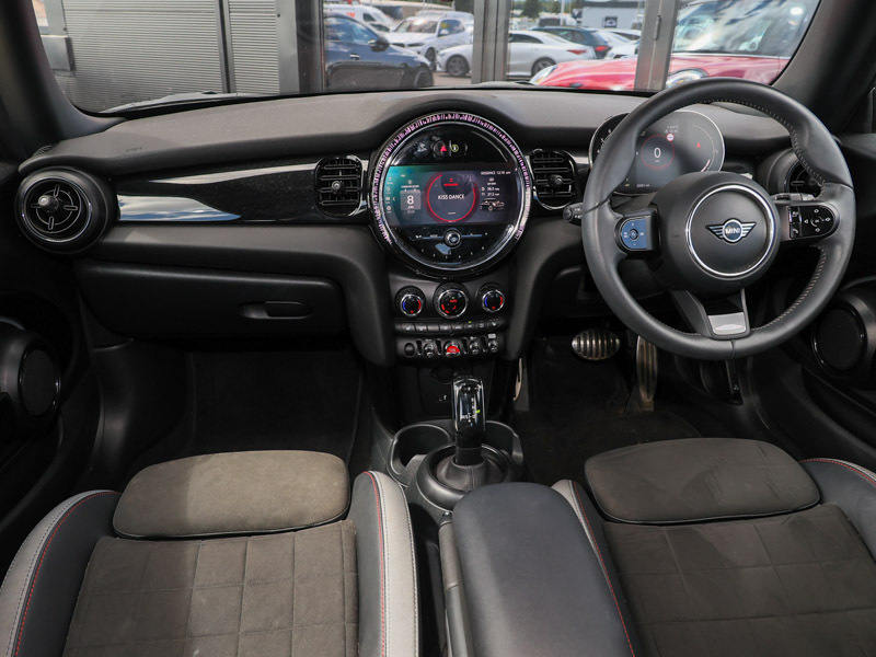 Mini Hatch 1.5 Cooper Sport SY23HTX Red #4