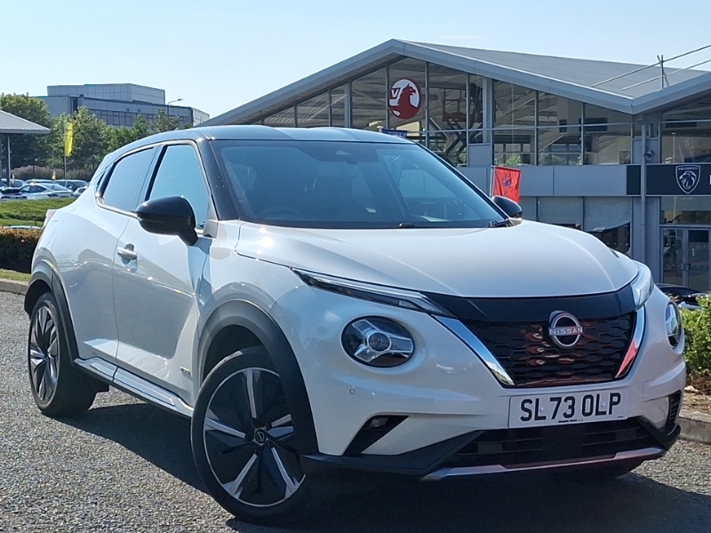 Nissan Juke 1.6 Hybrid Tekna White