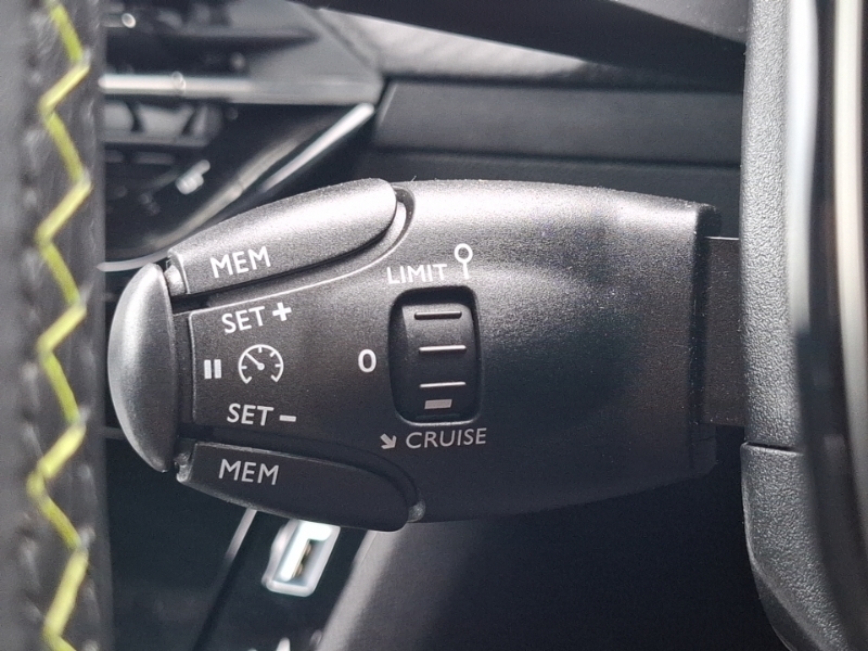 Peugeot e-2008 50Kwh Gt Suv 7Kw Charger 136 Grey #16