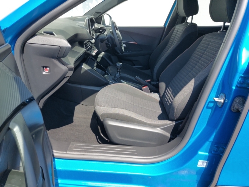 Peugeot 2008 1.2 Puretech Active Premium Blue #5