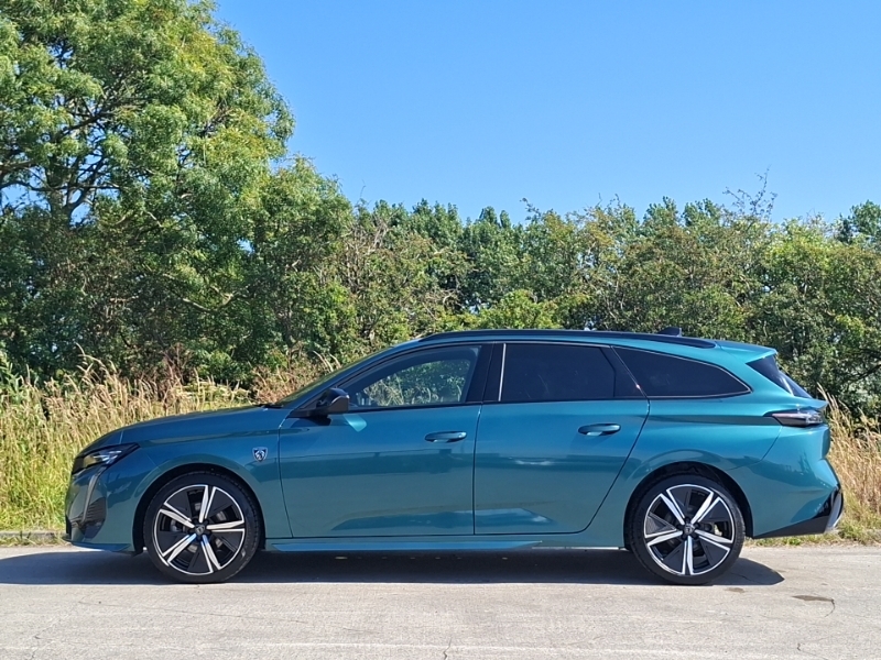 Peugeot 308 1.2 Hybrid 136 Gt E-dsc6 Blue #4