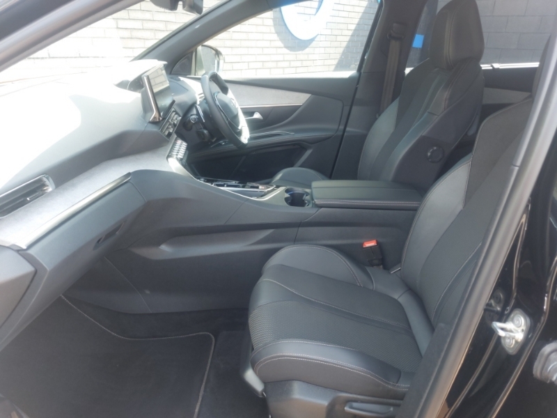 Peugeot 5008 1.5 Bluehdi Gt Eat8 Black #5
