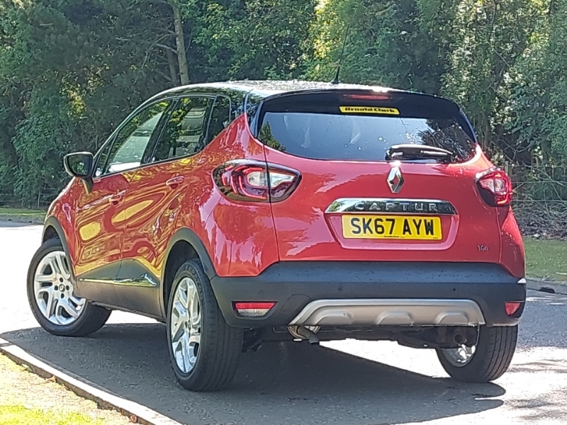 Renault Captur 0.9 Tce 90 Dynamique S Nav Red #2