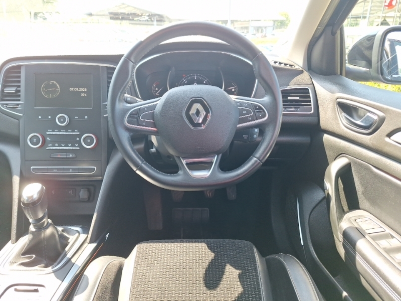 Renault Megane Estate 1.5 Blue Dci Play Sport Tourer Euro 6 Ss White #8