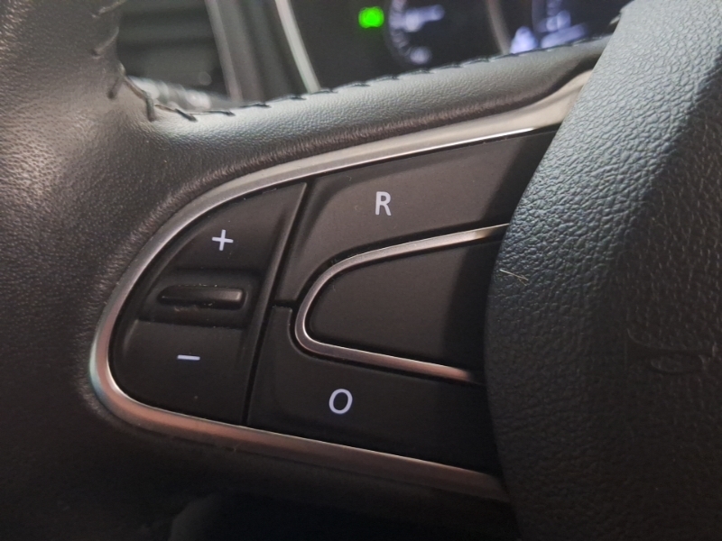 Renault Megane Iconic E-tech Blue #12
