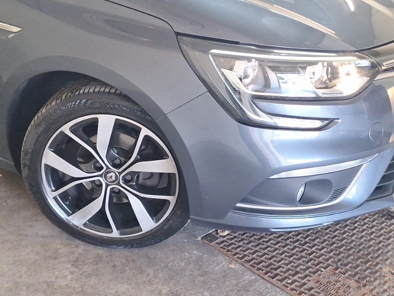 Renault Megane Iconic E-tech Blue #20