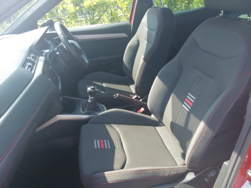 Seat Arona 1.0 Tsi 110 Fr Ez NG21FLK Red #5