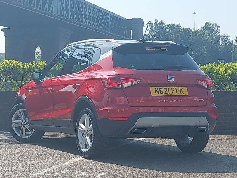 Seat Arona 1.0 Tsi 110 Fr Ez NG21FLK Red #2