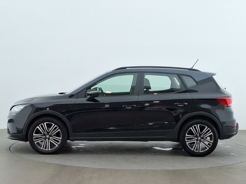 Seat Arona 1.0 Tsi 110 Se Dsg Black #4