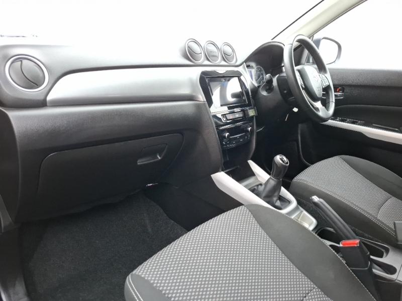 Suzuki Vitara 1.6 Sz-t Black #5