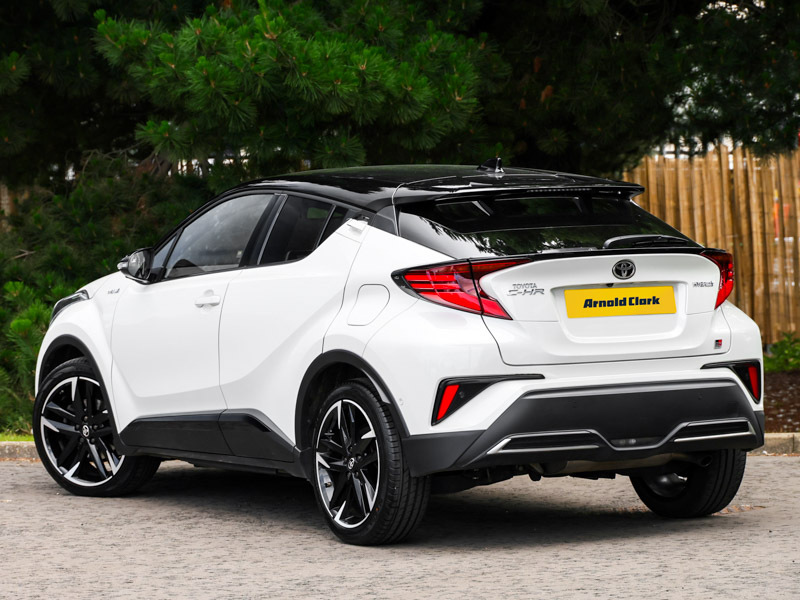 Toyota C-Hr 1.8 Hybrid Gr Sport Cvt SY22NPD White #2
