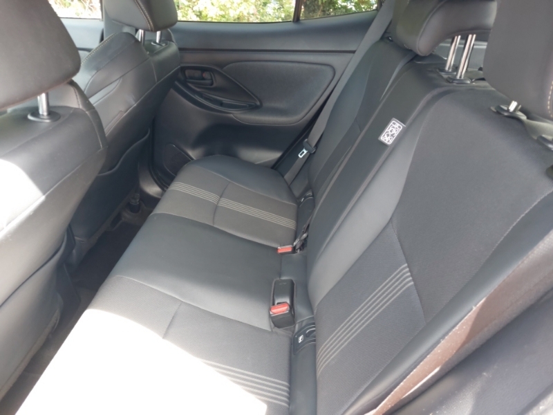 Toyota Yaris Cross 1.5 Hybrid Dynamic Cvt Silver #6